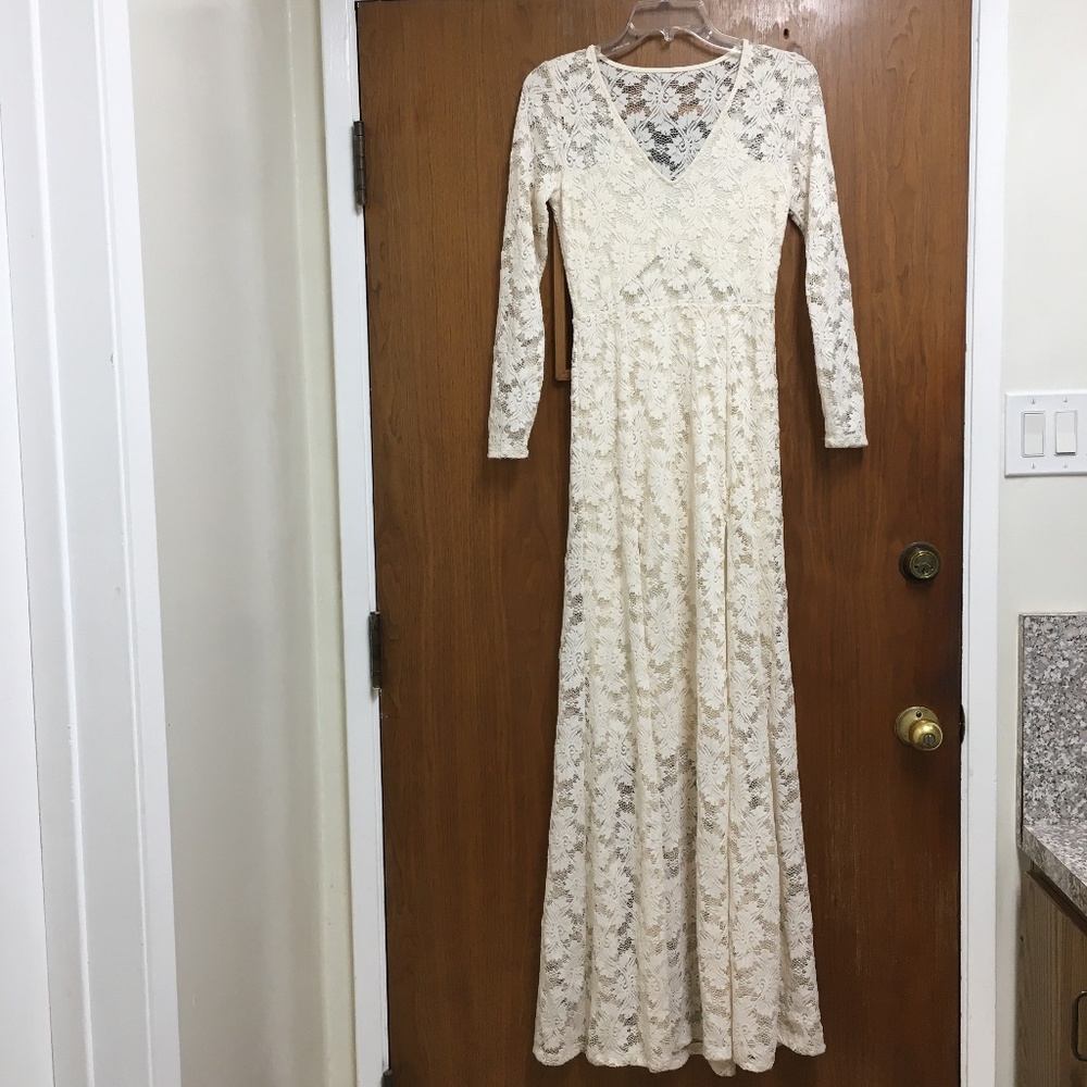 NIGHTCAP Lace Maxi Dress Slits - Picture 4 of 16